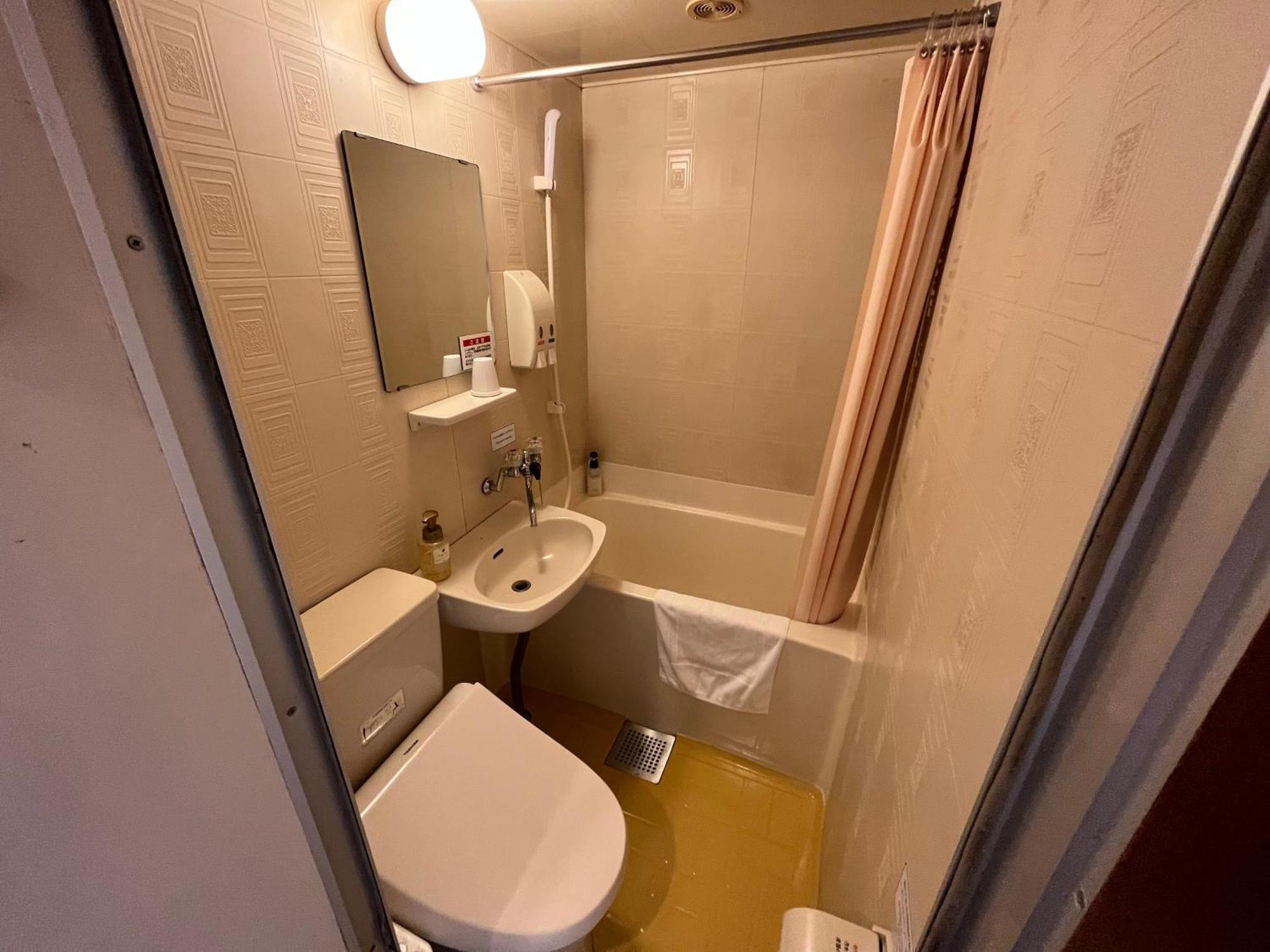 Hotel Axia Inn Kushiro Bagian luar foto